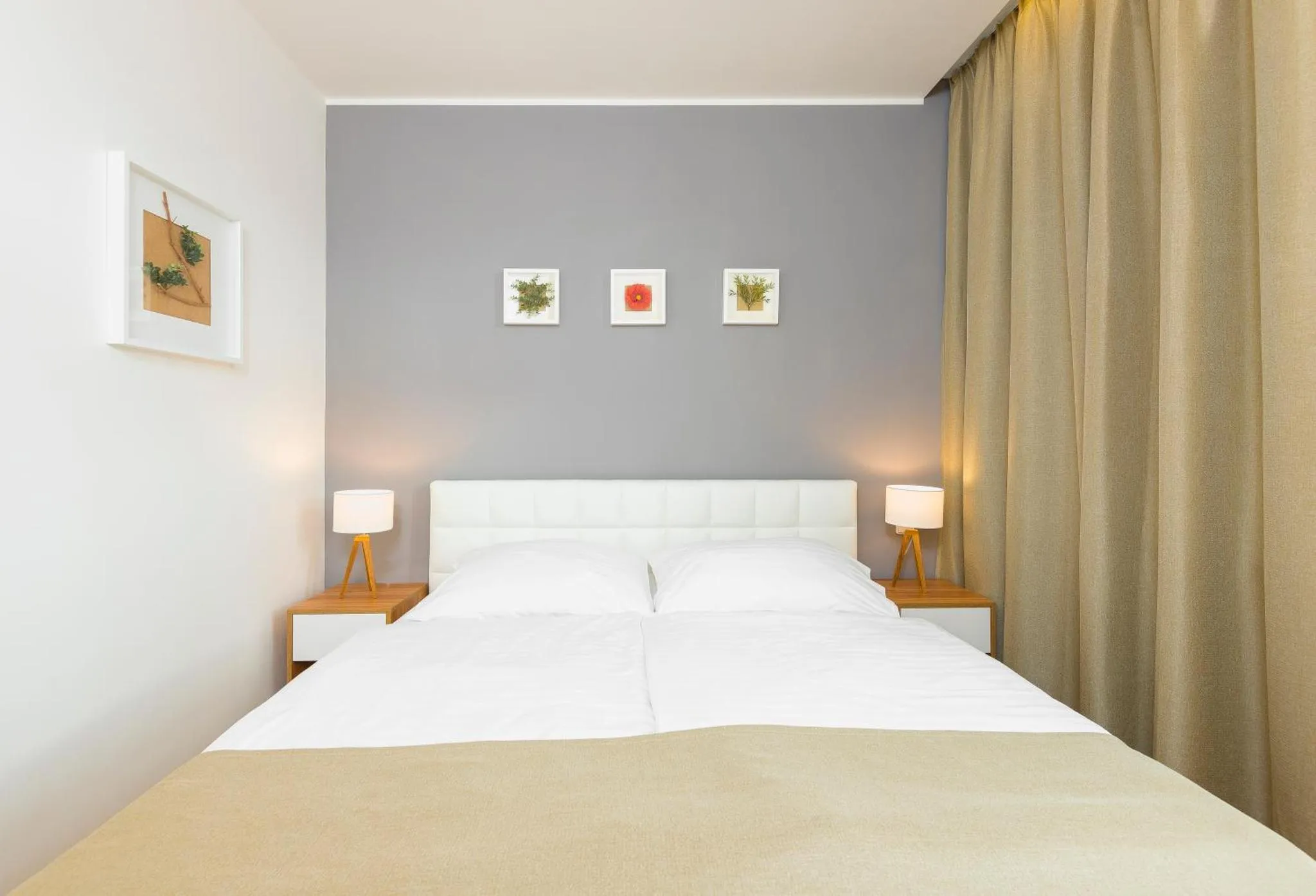 Small double or twin room at Hotel Garden Court