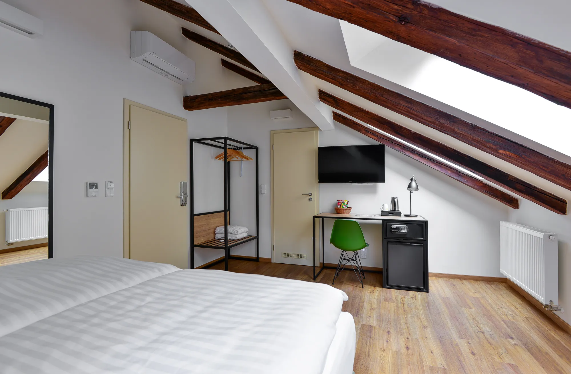 Náhled galerie Dvoulůžkový pokoj (přístupný pouze po schodech) 5
